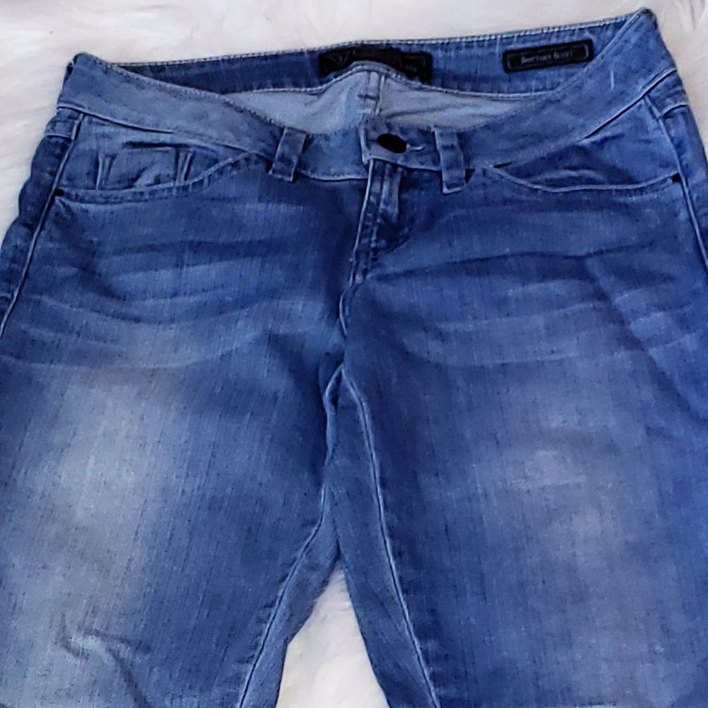 GUESS Jeans - Picture 2 of 7